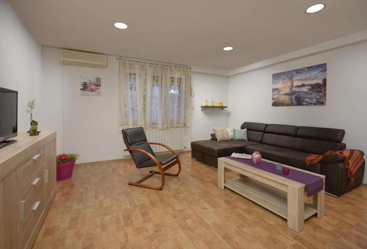 Apartment Tea Pula Exteriér fotografie